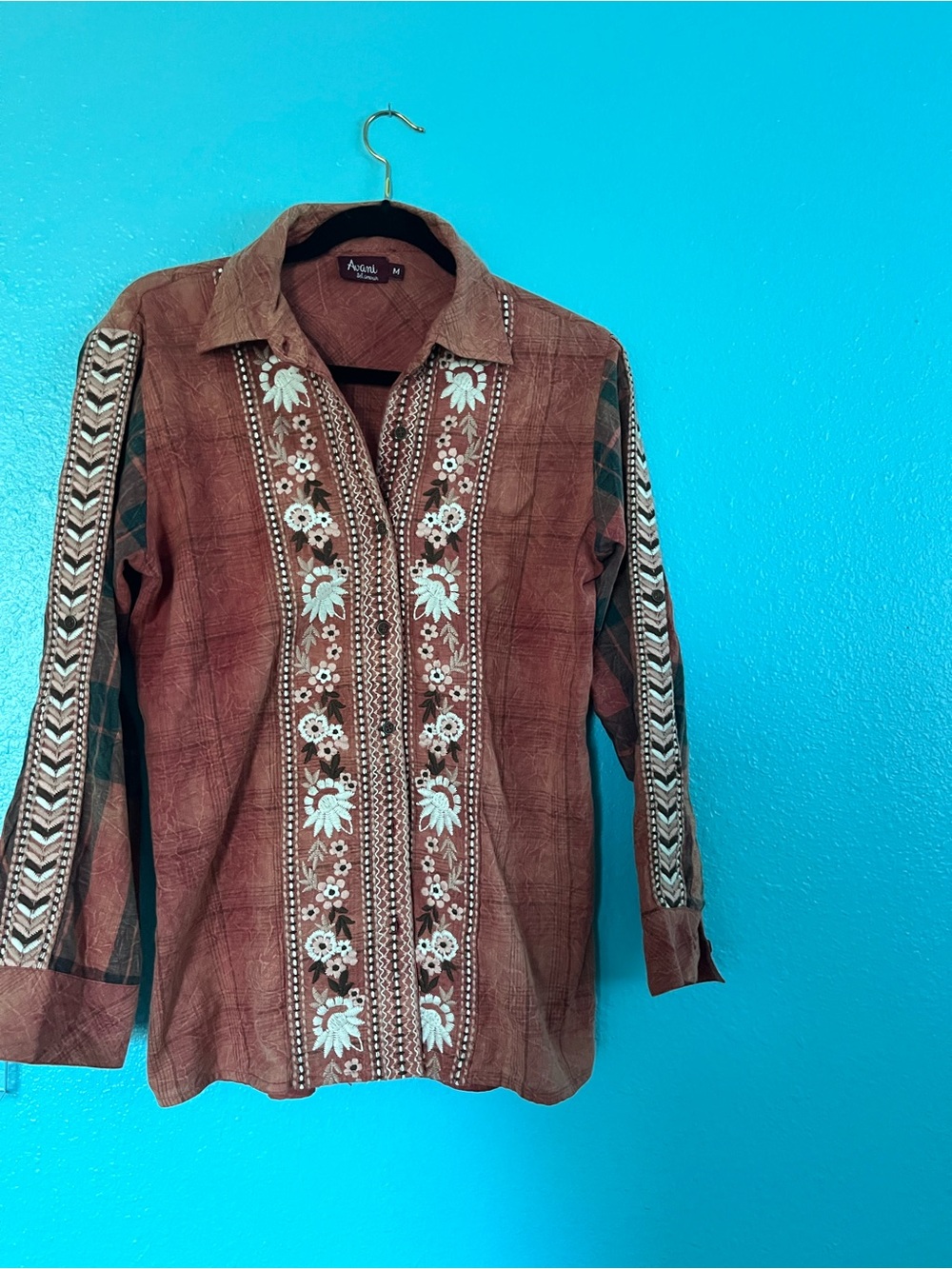 Avani Del Amour Burnt Orange Embroidered Button-Down Shirt size Medium